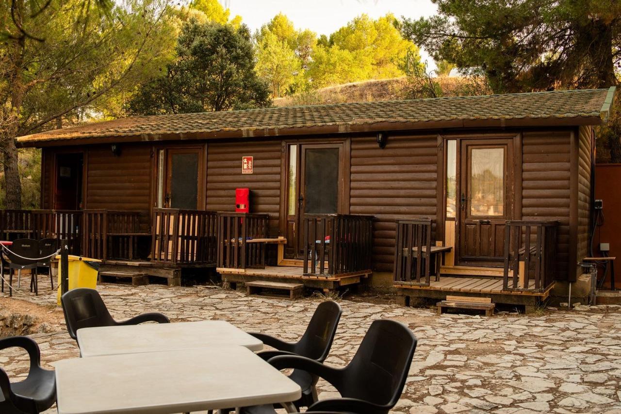 Slow Life Camping Venta Del Moro Luaran gambar